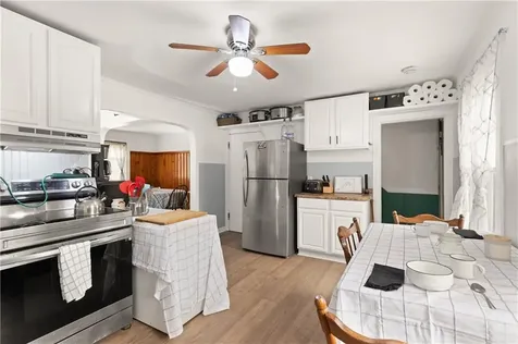 25 Davis Street Warren RI 02885