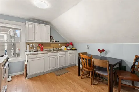 25 Davis Street Warren RI 02885