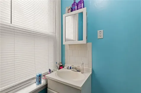 25 Davis Street Warren RI 02885