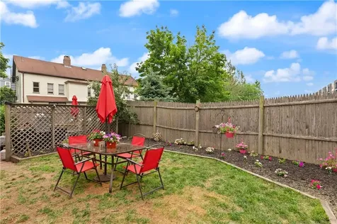 25 Davis Street Warren RI 02885