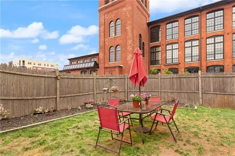 25 Davis Street Warren RI 02885