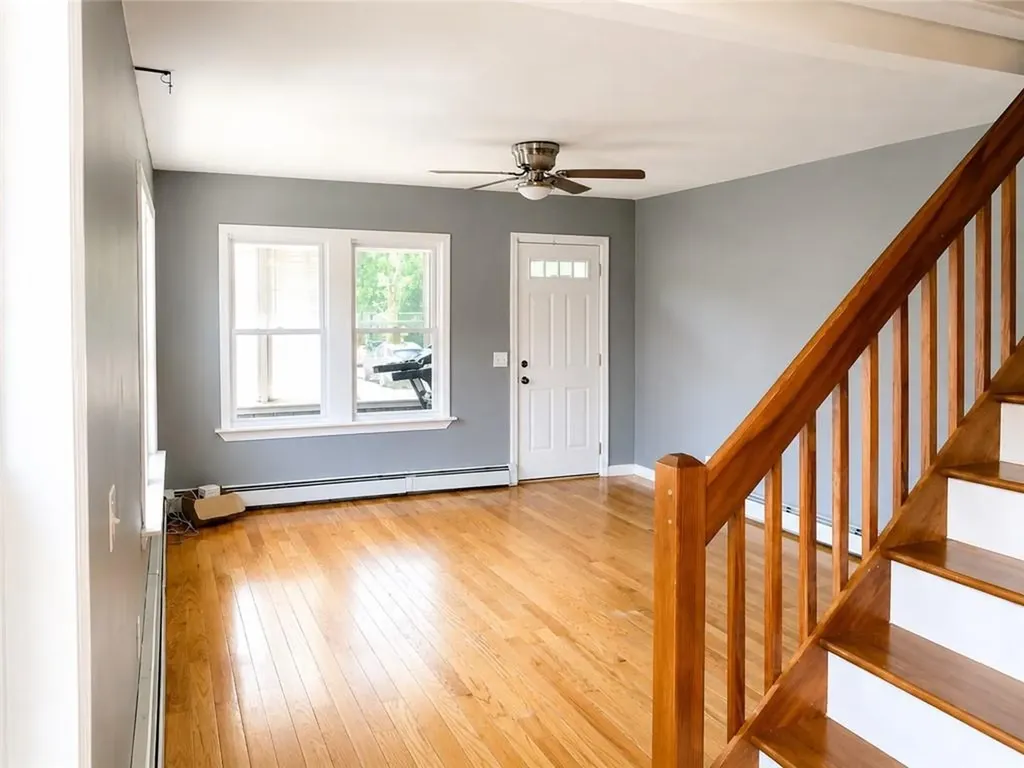 19 Dryden Boulevard Warwick RI 02888