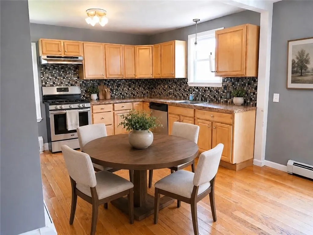 19 Dryden Boulevard Warwick RI 02888