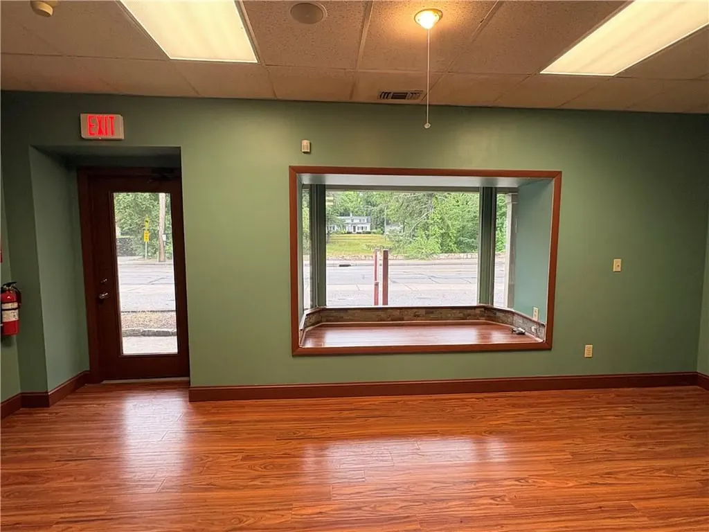 570 Putnam Pike Smithfield RI 02828