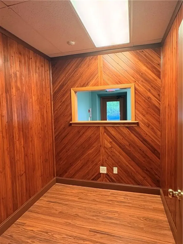 570 Putnam Pike Smithfield RI 02828