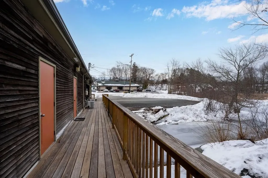 570 Putnam Pike Smithfield RI 02828