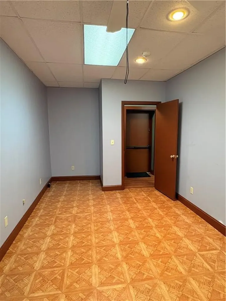 570 Putnam Pike Smithfield RI 02828