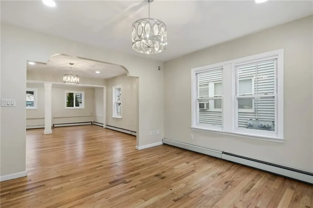 16 Broom Street Providence RI 02905