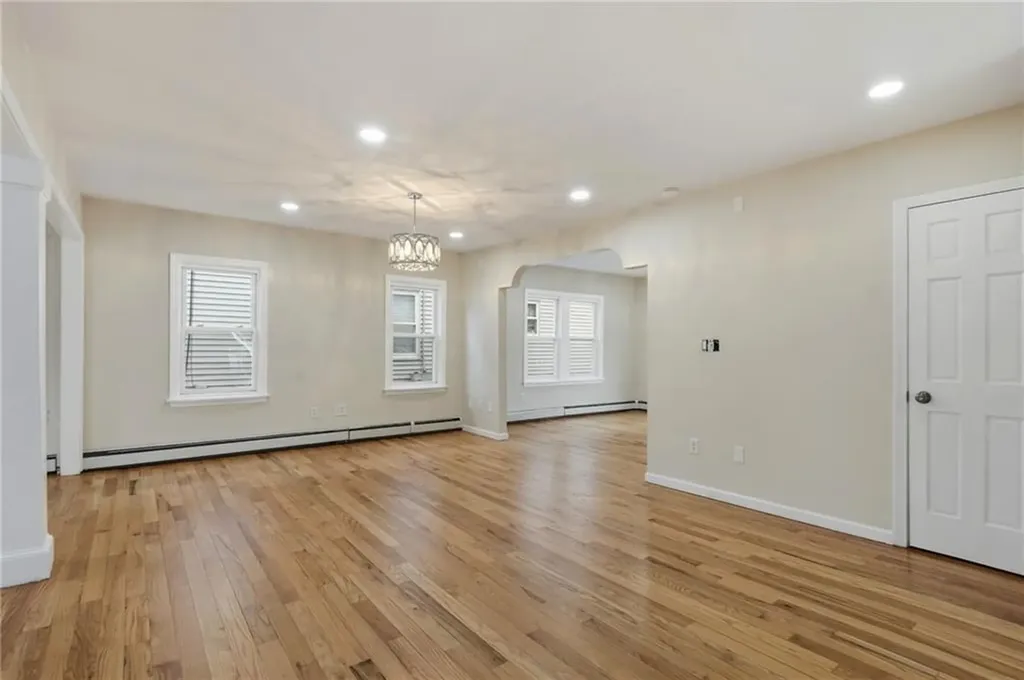 16 Broom Street Providence RI 02905