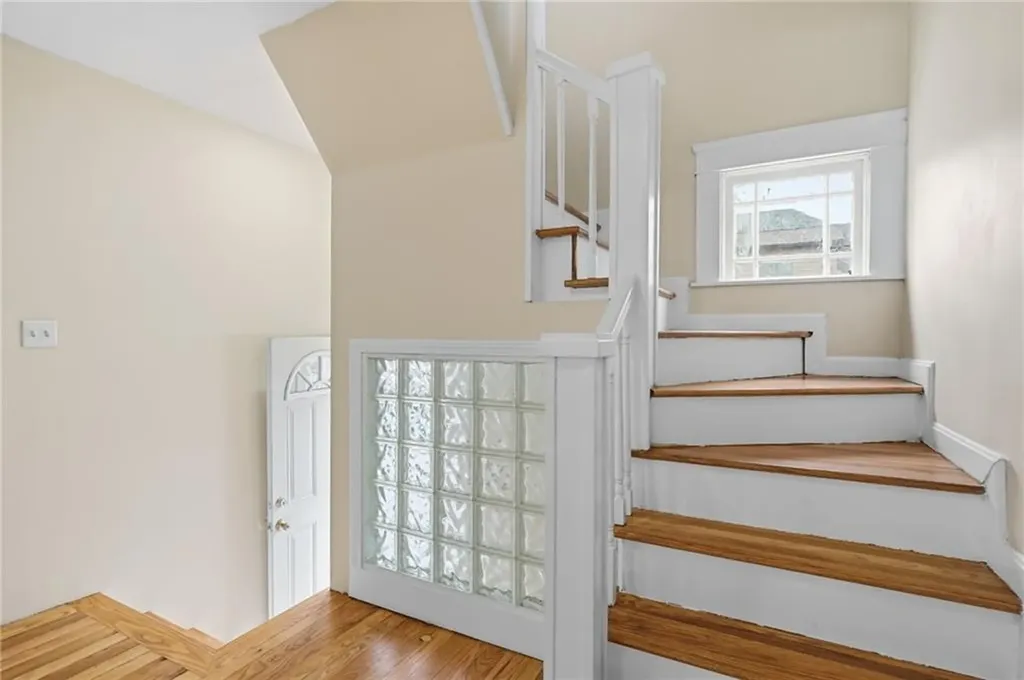 16 Broom Street Providence RI 02905