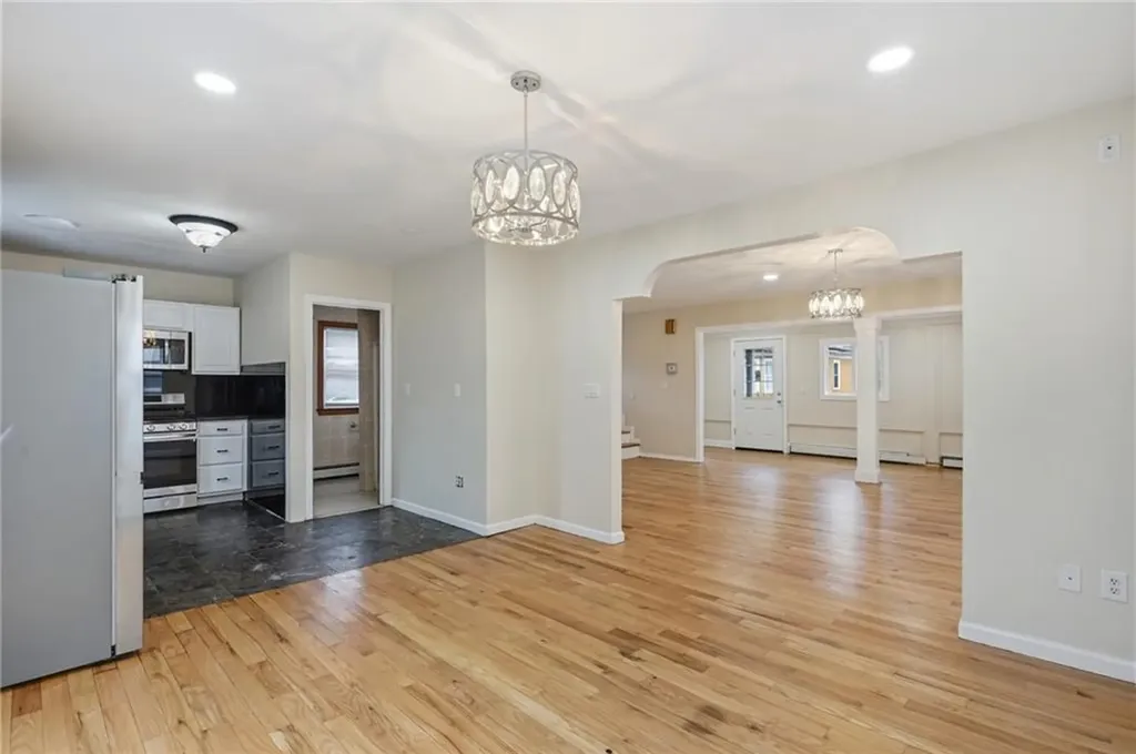 16 Broom Street Providence RI 02905