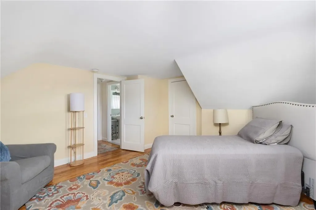 25 Leroy Avenue Warwick RI 02889