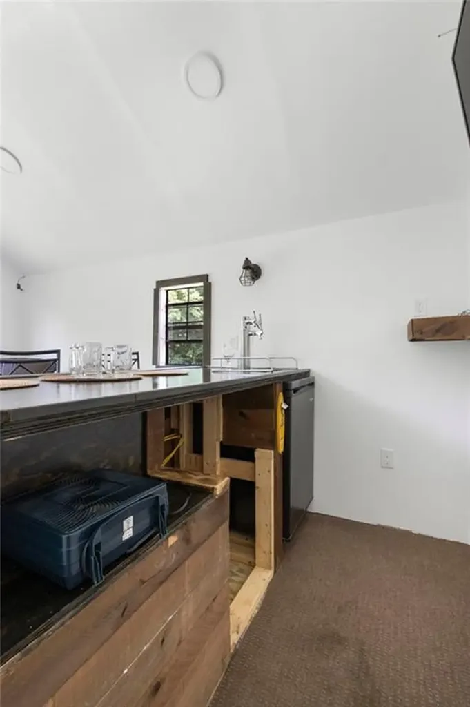 25 Leroy Avenue Warwick RI 02889