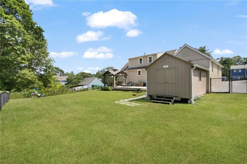 25 Leroy Avenue Warwick RI 02889