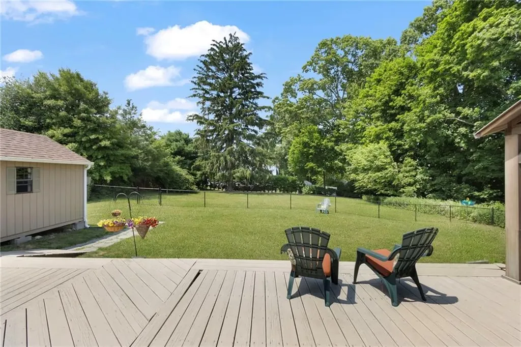 25 Leroy Avenue Warwick RI 02889