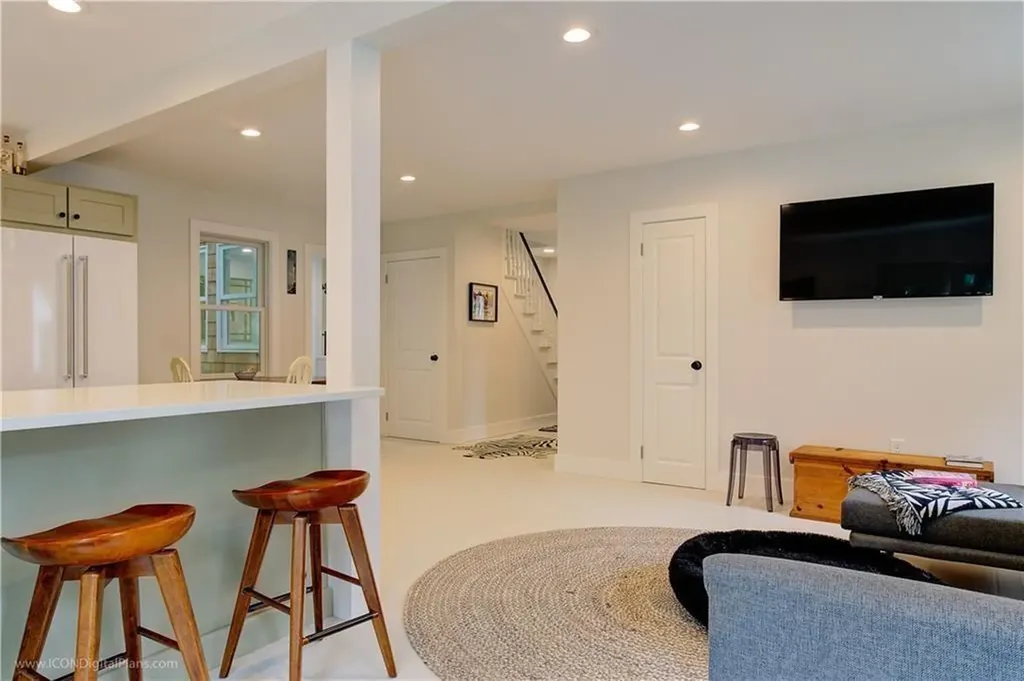 59 Melrose Avenue Jamestown RI 02835