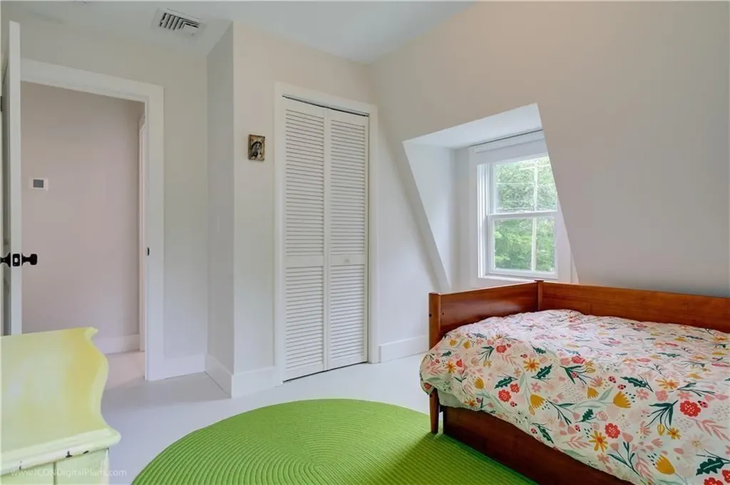 59 Melrose Avenue Jamestown RI 02835