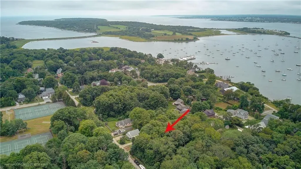 59 Melrose Avenue Jamestown RI 02835