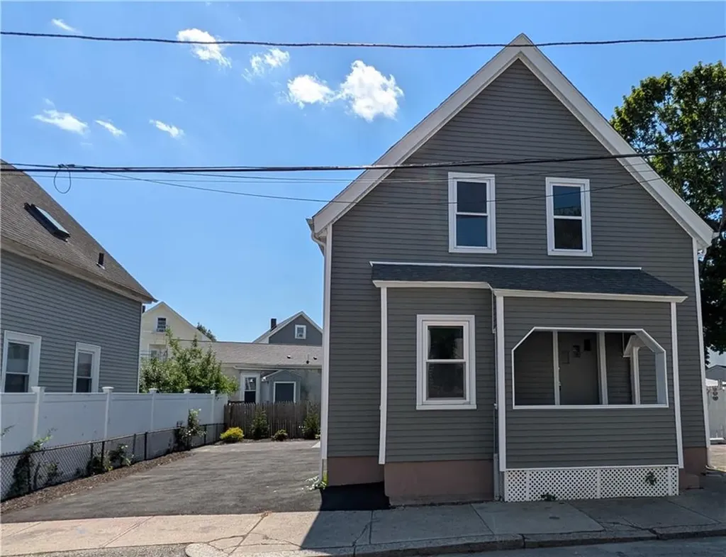 35 Lawrence Street Providence RI 02909