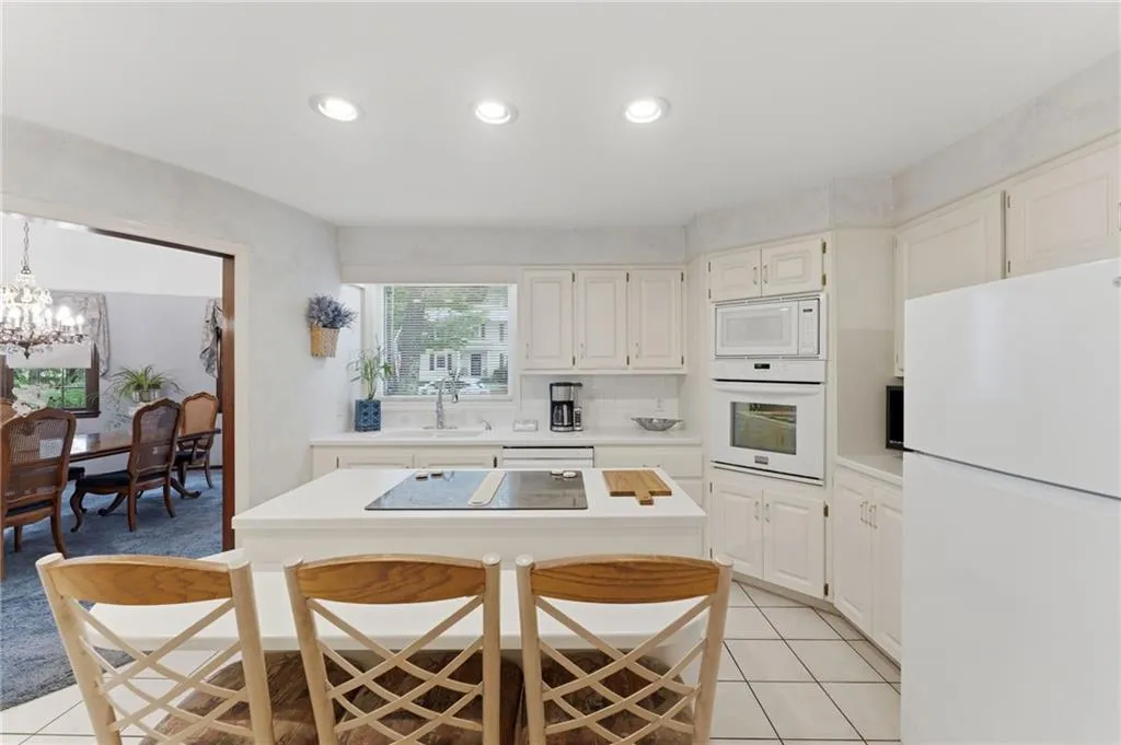 14 Maplecrest Drive Smithfield RI 02828