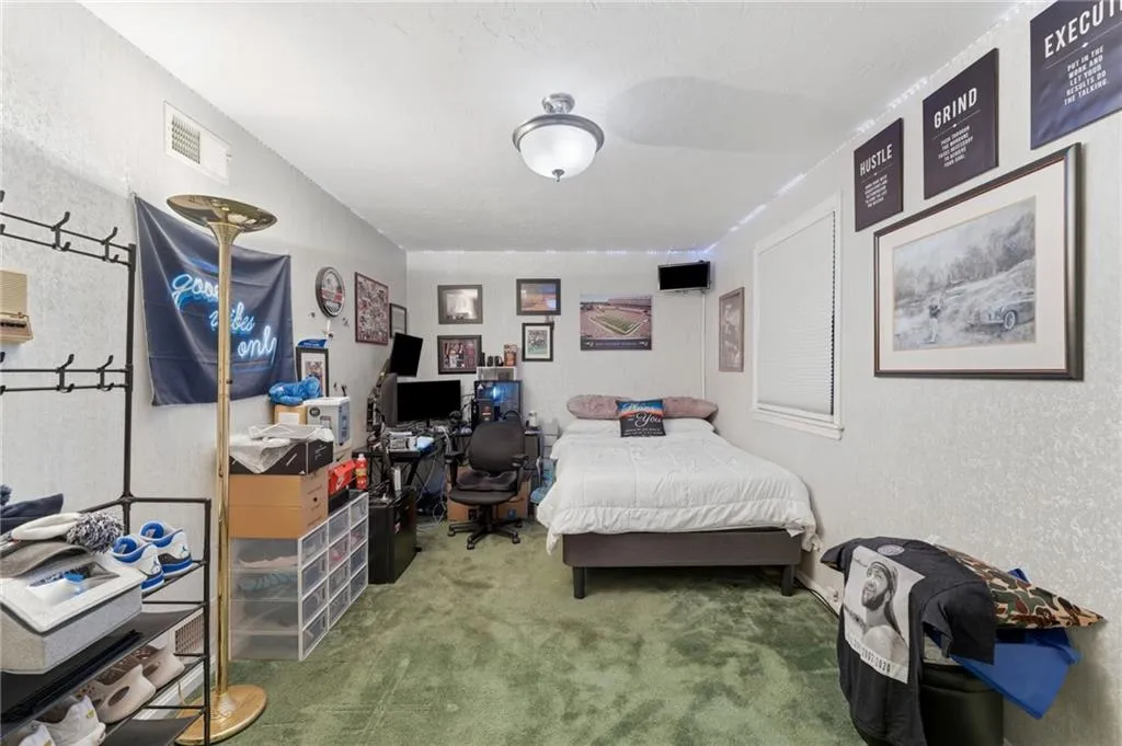14 Maplecrest Drive Smithfield RI 02828