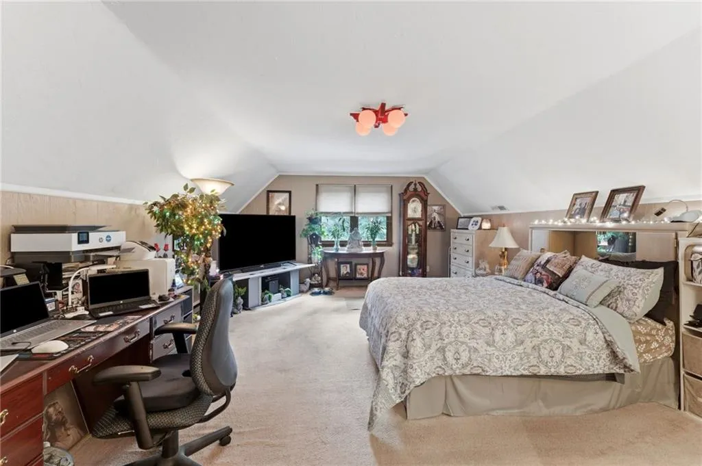 14 Maplecrest Drive Smithfield RI 02828