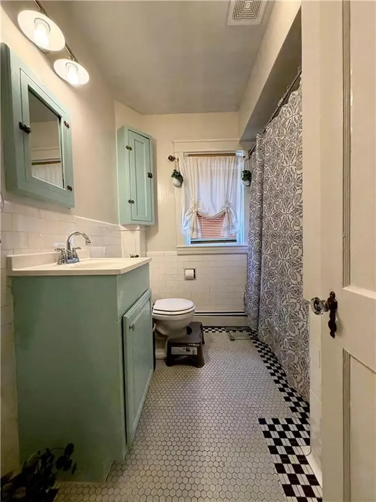 105 107 Eldridge Street Cranston RI 02910