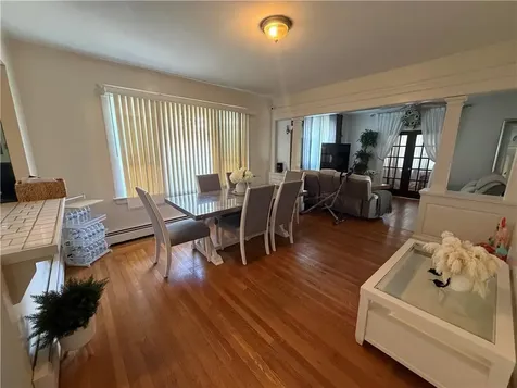 105 107 Eldridge Street Cranston RI 02910