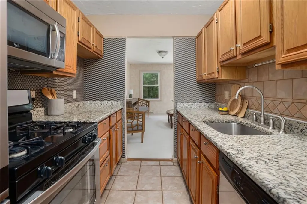 200 Heroux Boulevard Cumberland RI 02864