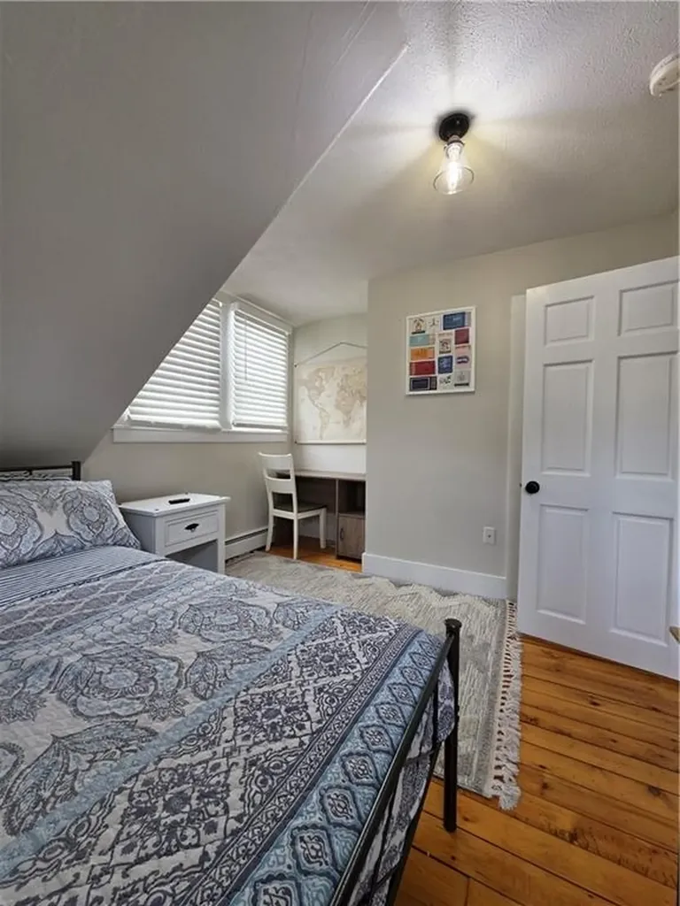 45 Cottage St Street Bristol RI 02809