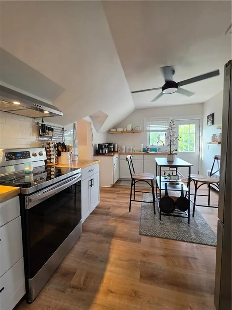 45 Cottage St Street Bristol RI 02809