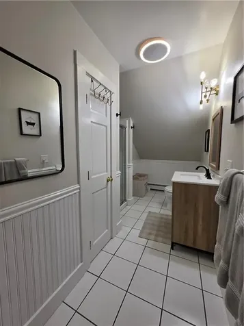 45 Cottage St Street Bristol RI 02809