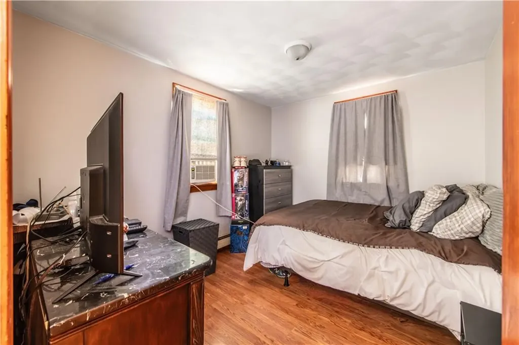 73 Trenton Street Providence RI 02906
