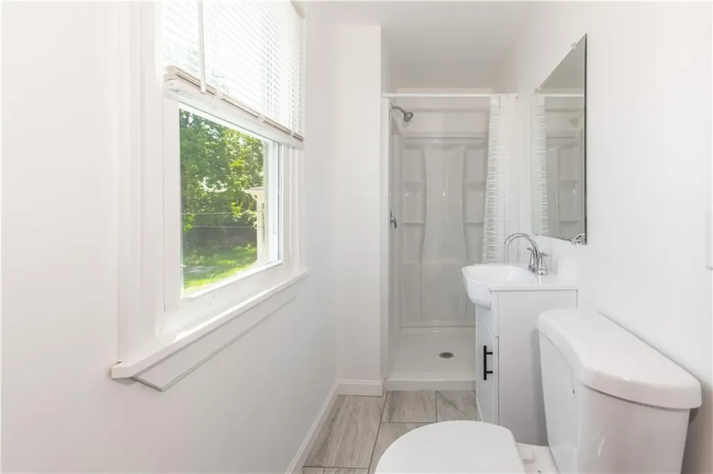 73 Trenton Street Providence RI 02906