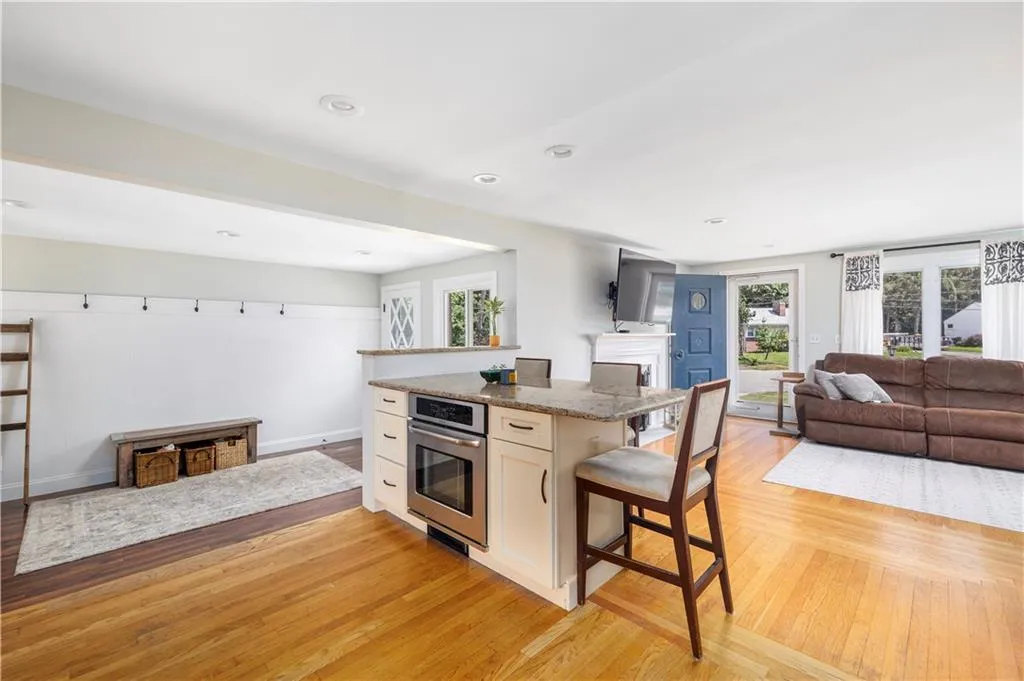 96 Redwood Drive Cranston RI 02920