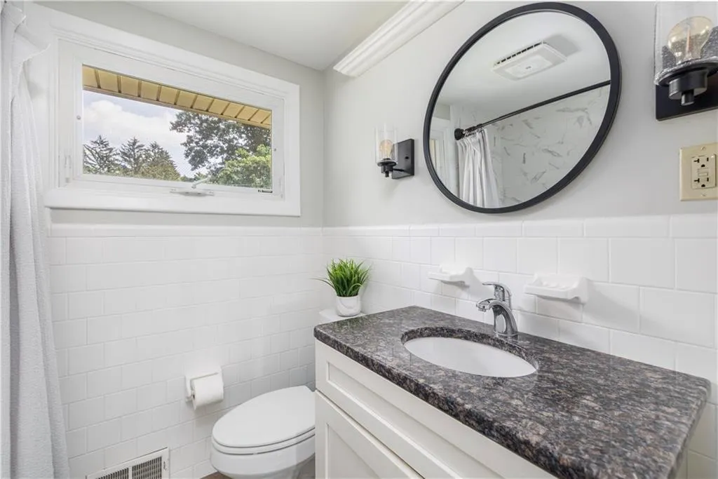 96 Redwood Drive Cranston RI 02920