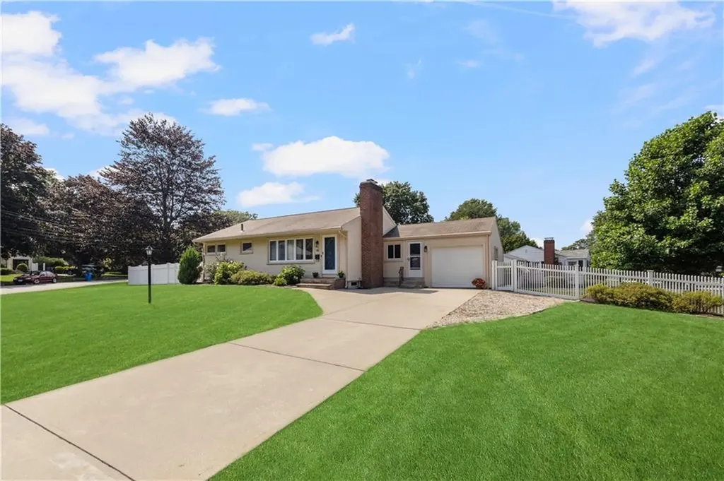 96 Redwood Drive Cranston RI 02920