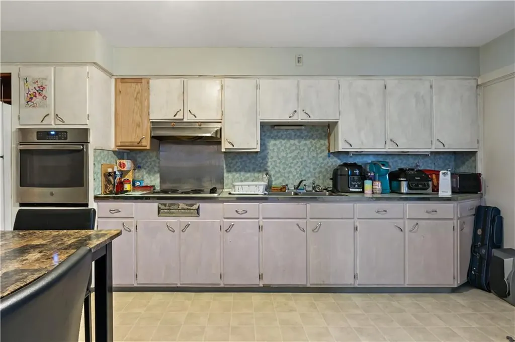 222 Carrington Avenue Woonsocket RI 02895