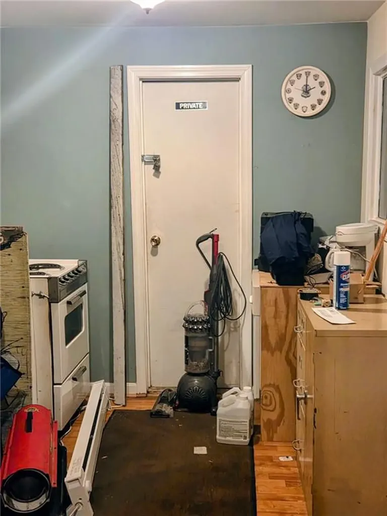 614 Plainfield Street Providence RI 02909