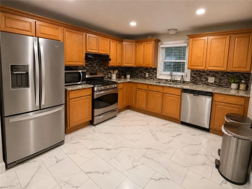 44 Pavilion Avenue Cranston RI 02920