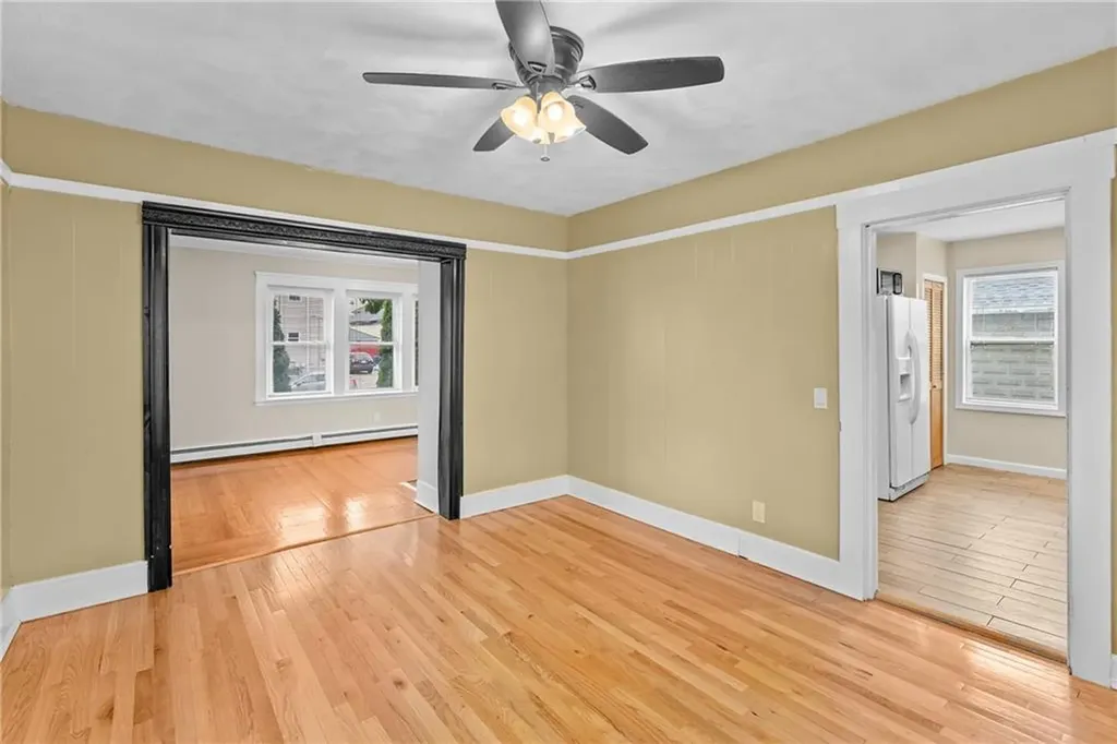 912 Narragansett Boulevard Providence RI 02905