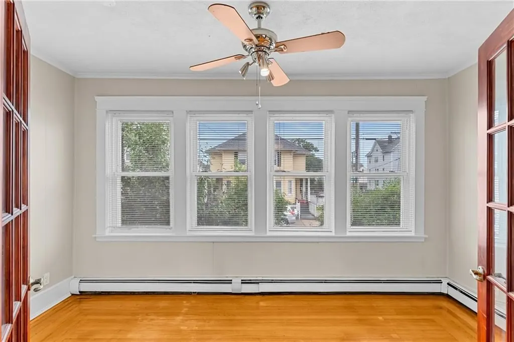 912 Narragansett Boulevard Providence RI 02905