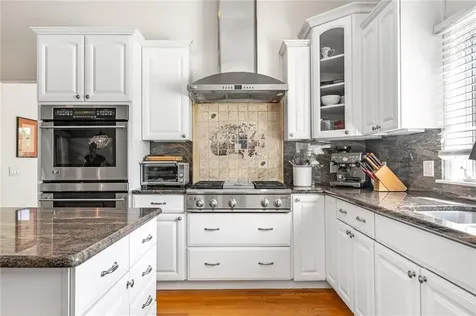 94 Greening Lane Cranston RI 02920