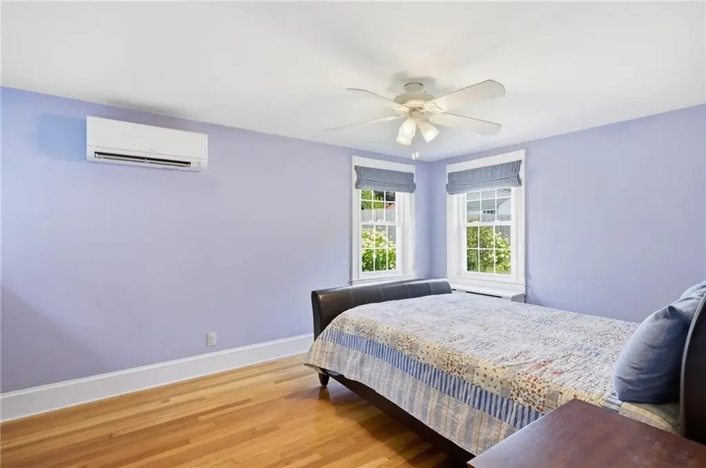 16 Brown Avenue Barrington RI 02806