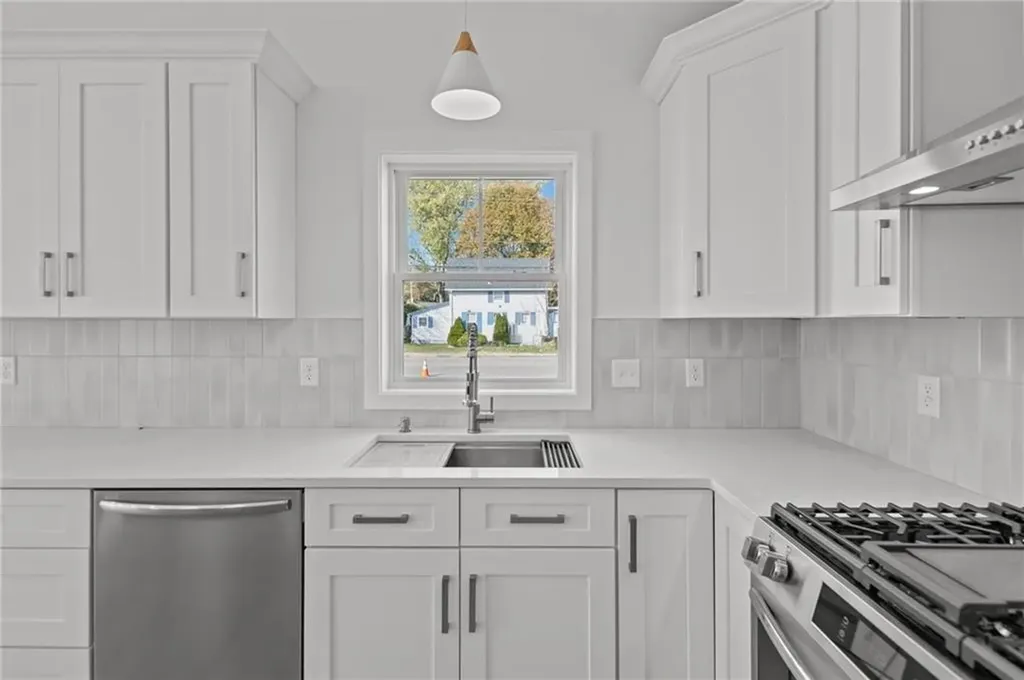 700 Sandy Lane Warwick RI 02889