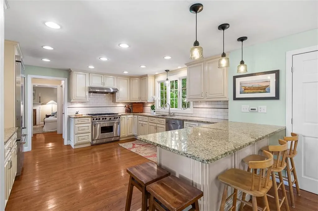 20 Terrace Drive Barrington RI 02806