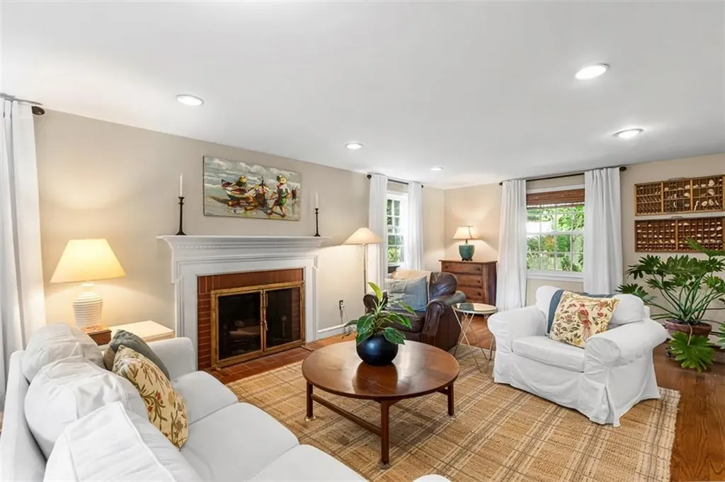 20 Terrace Drive Barrington RI 02806