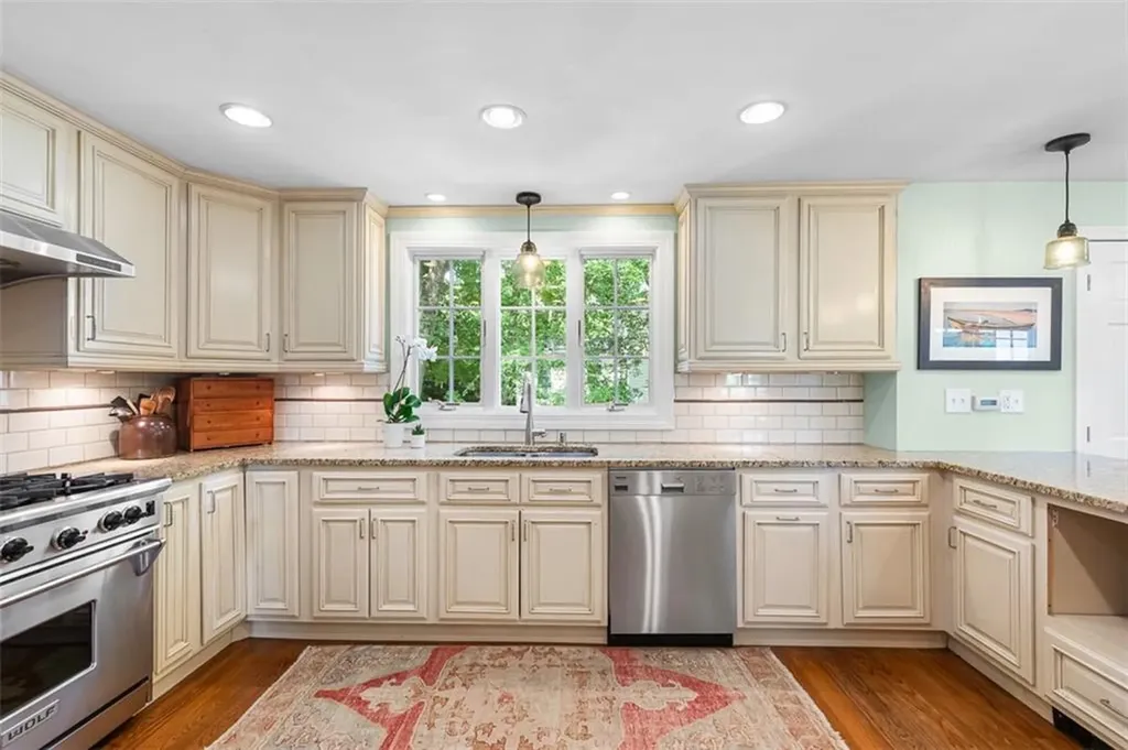 20 Terrace Drive Barrington RI 02806