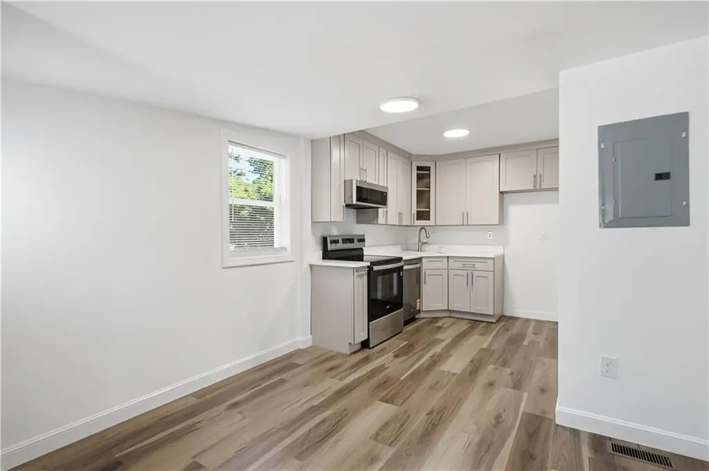 45 Marine Avenue Warwick RI 02888