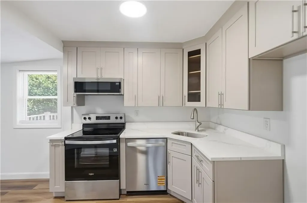 45 Marine Avenue Warwick RI 02888